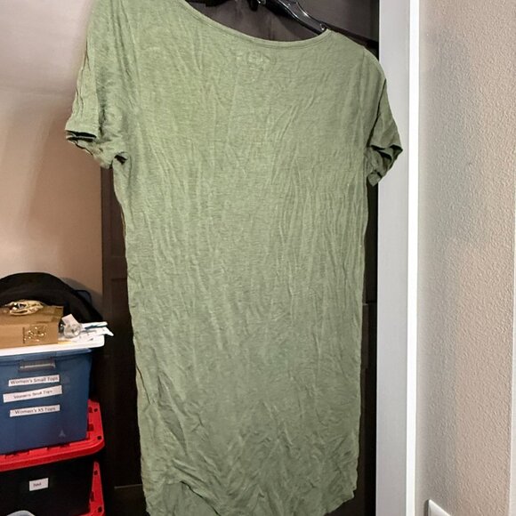 Mudd stretchy t-shirt - olive green color - Picture 2 of 5
